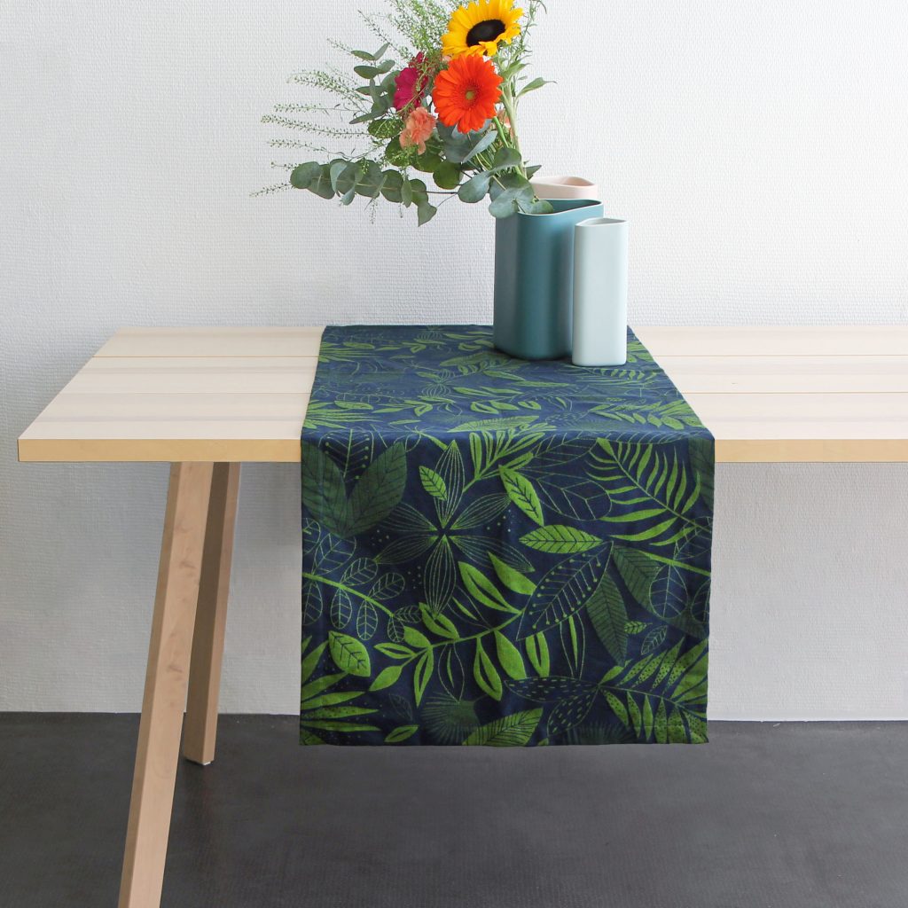 FEUILLAGE TABLE RUNNER