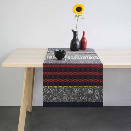 Décoration design linge de table graphique et contemporain pour un intérieur original et unique. Decoration d'inspiration japonaise