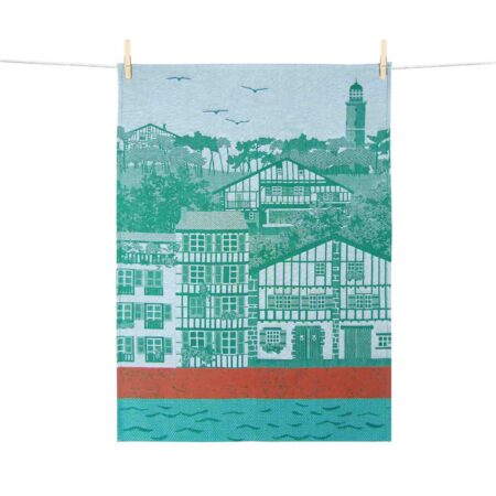 Torchon basque vert. Les maisons basques ont leur torchon !