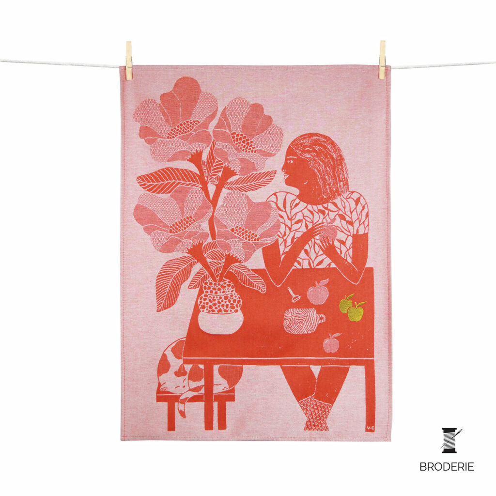 LES POMMES TEA TOWEL