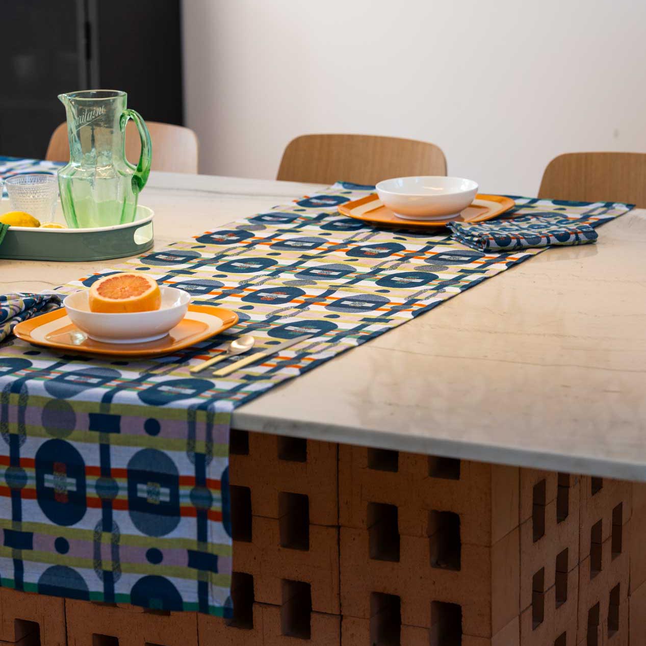 CHEMIN DE TABLE RÉTRO POP – Image 2